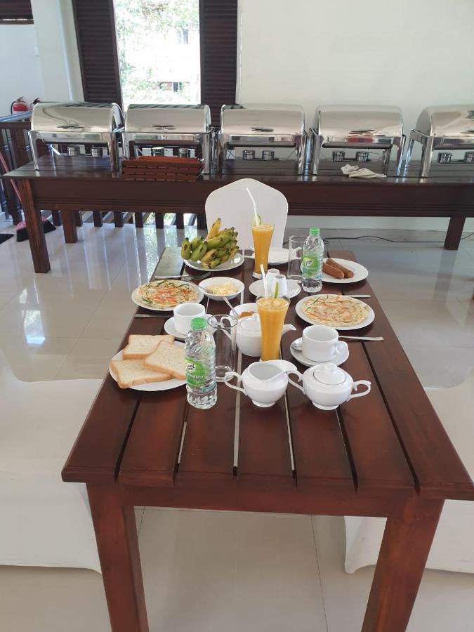 Delhousie Hotel Наллатания Экстерьер фото